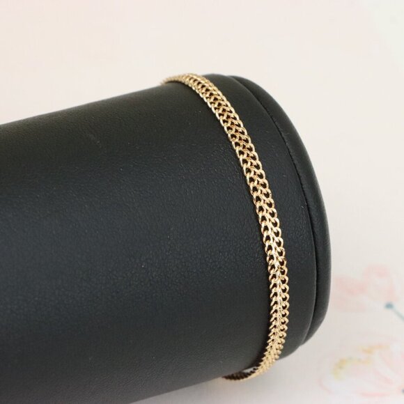 "Minimalist Rose Gold Bracelet with Fine Link Chain, XPBL1116 - Picture 10 of 13